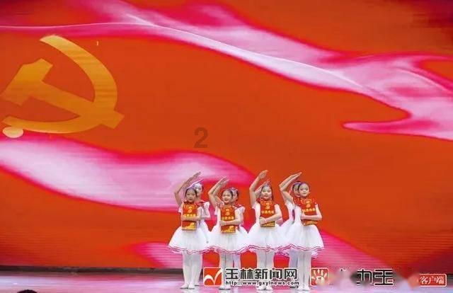 漆黑的森林逃脱
