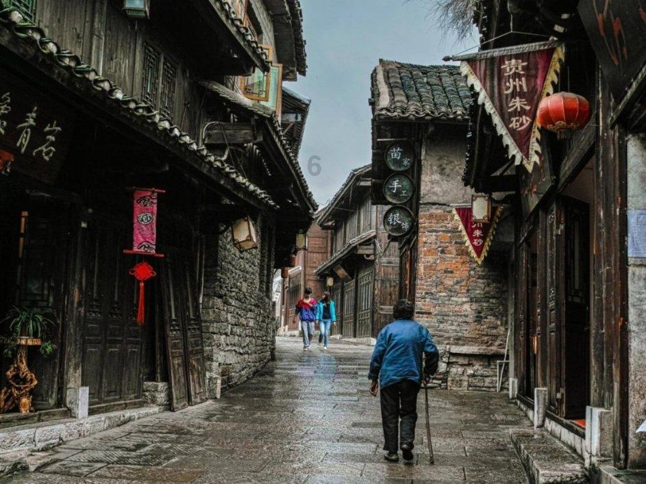 解答你关于吉鹿力的疑问 | 用金钱是否可以买到爱情?问答社区